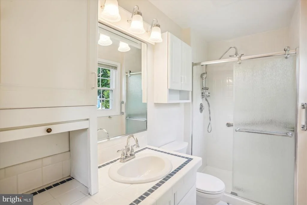 Photo of 2709 HEWITT AVENUE
