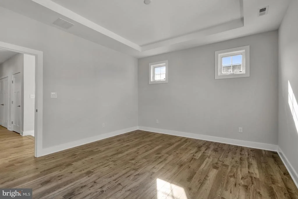Photo of 662 TINGLE AVENUE