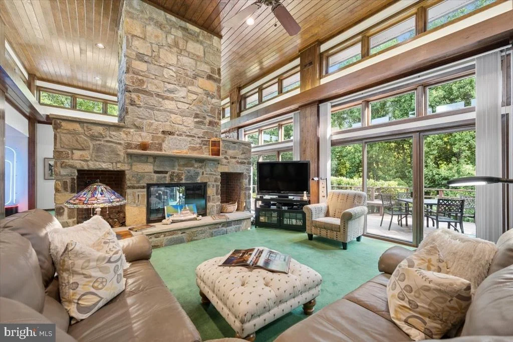 Photo of 17026 BARN RIDGE DRIVE