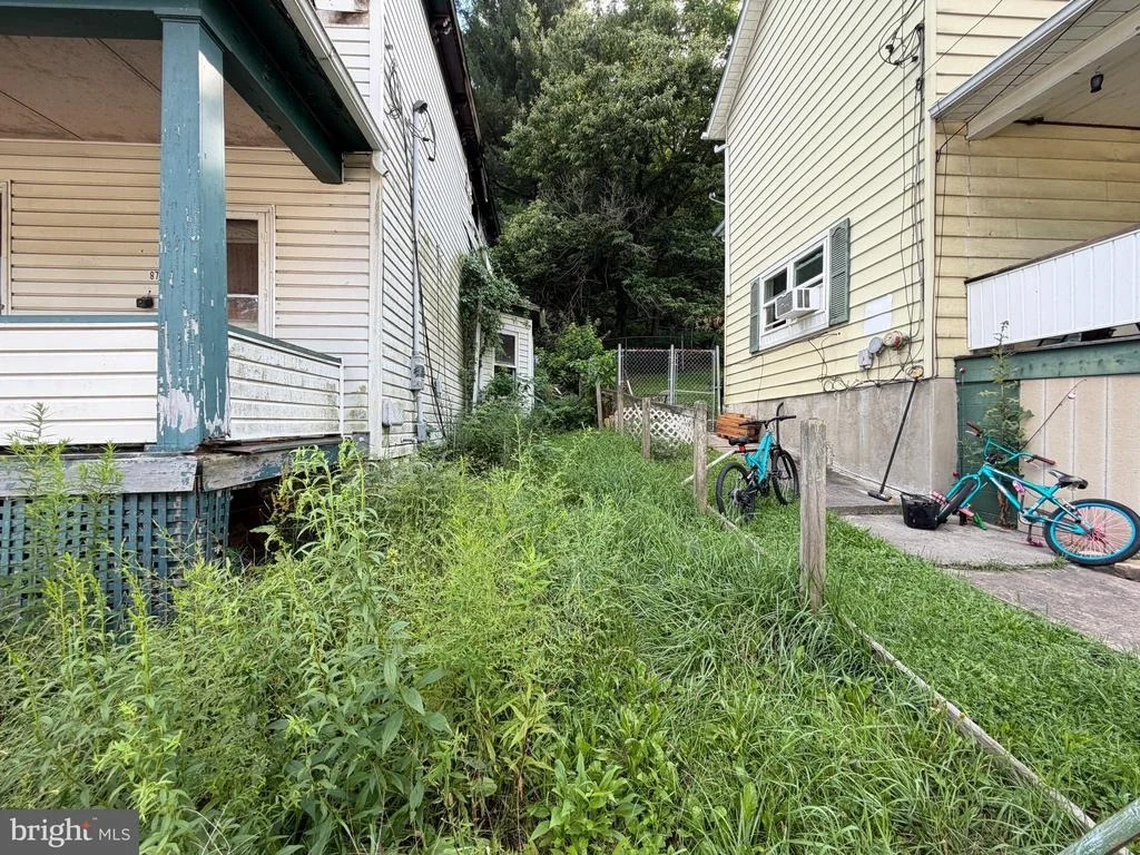 Photo of 87 DOUGLAS AVENUE