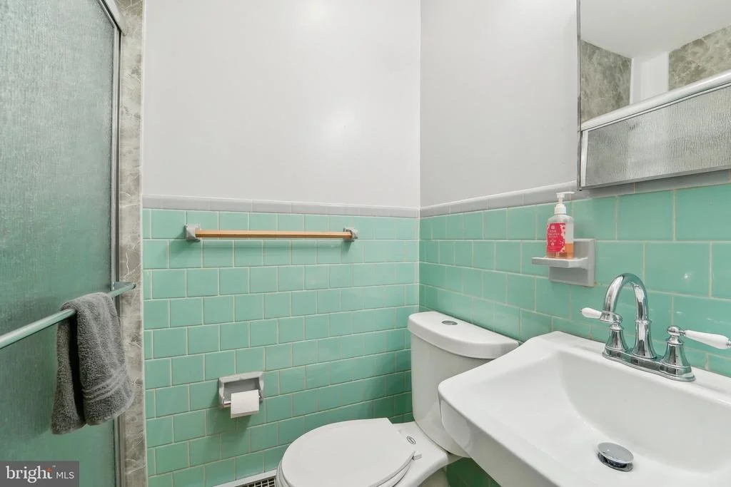 Photo of 1504 W 10TH STREET