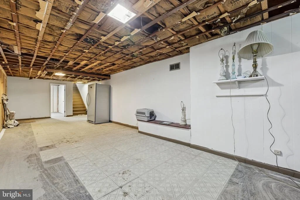 Photo of 816 MEADOW ROAD