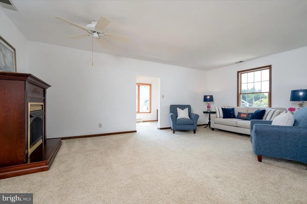 Photo of 8236 BAYSIDE ROAD