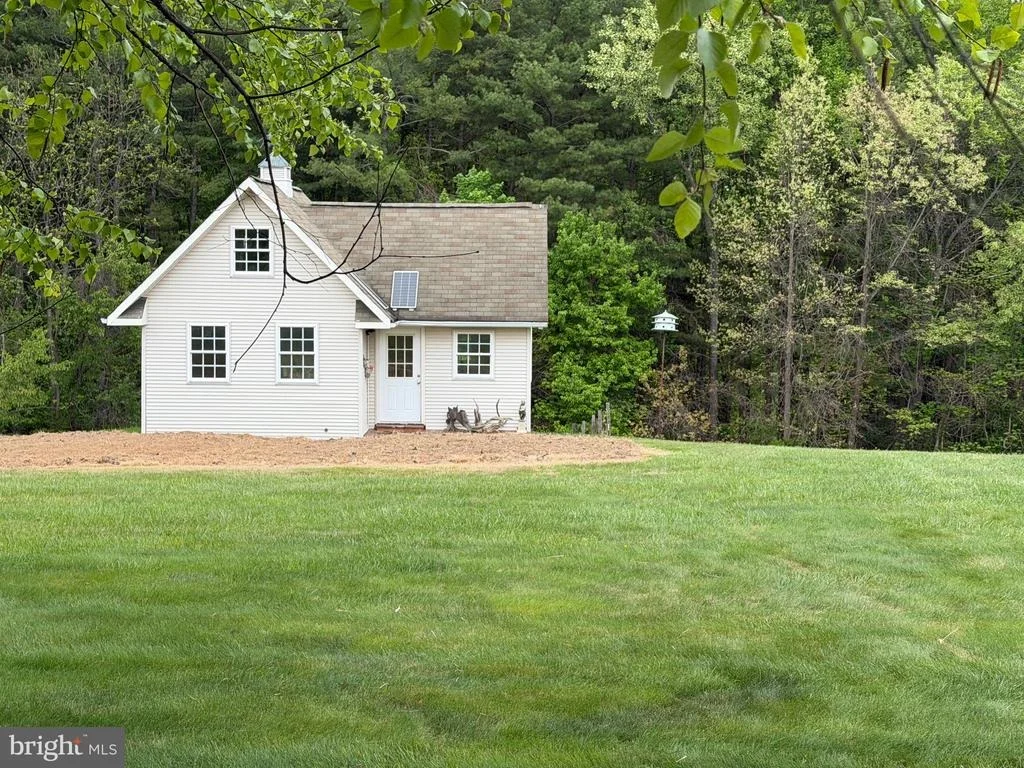 Photo of 15425 CONRAD SPRING ROAD