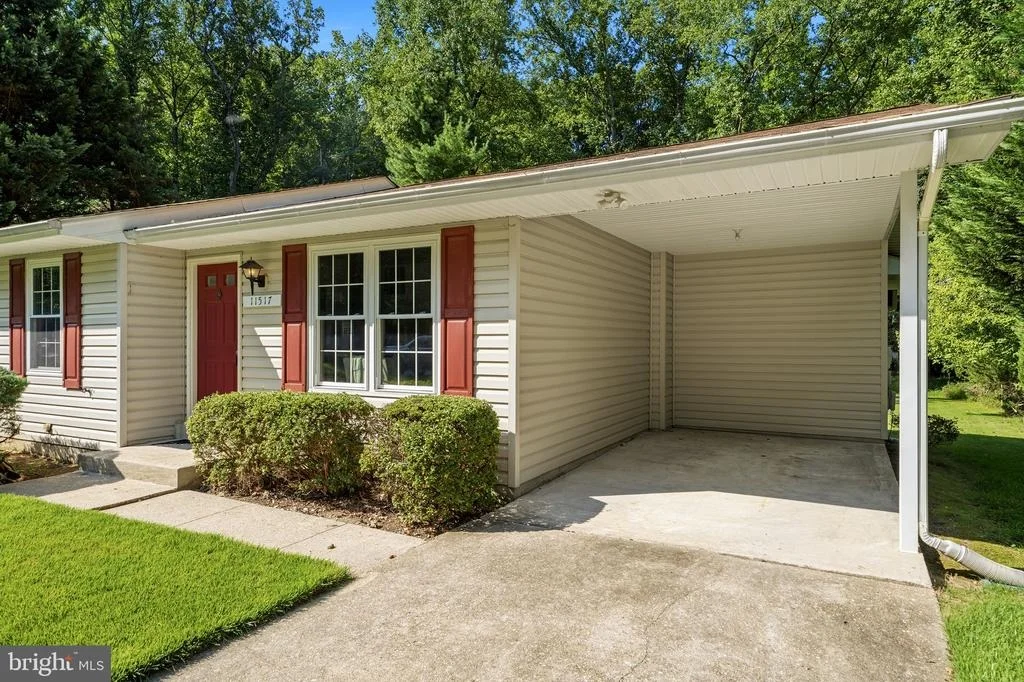 Photo of 11517 TIMBERBROOK DRIVE