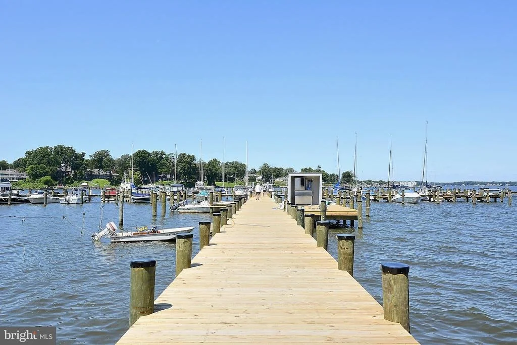 Photo of 668 WHITE SWAN DRIVE