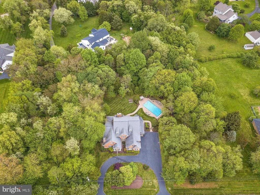 Photo of 21001 DELTA DRIVE