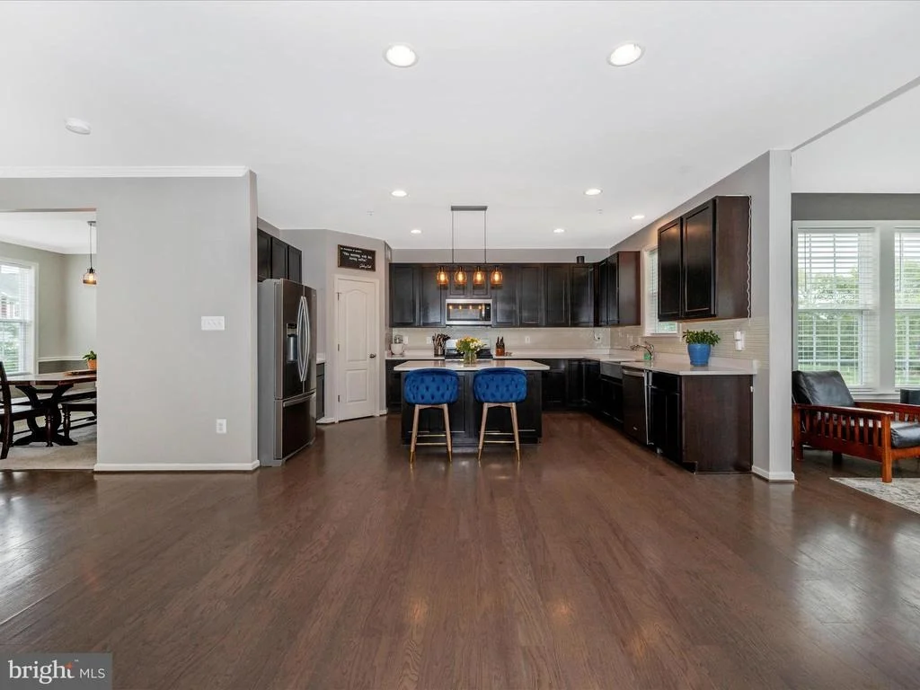 Photo of 9334 DRUMMAN DRIVE