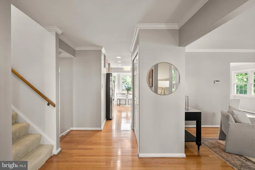 Photo of 8906 TAILCOAT COURT