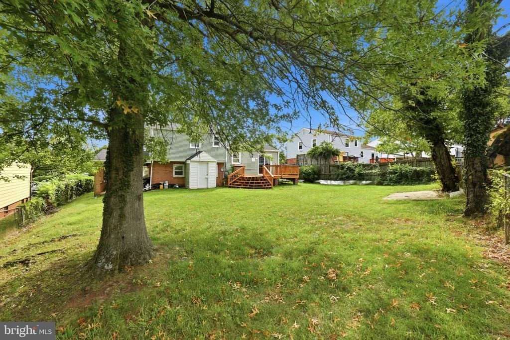Photo of 7518 DOVER LANE