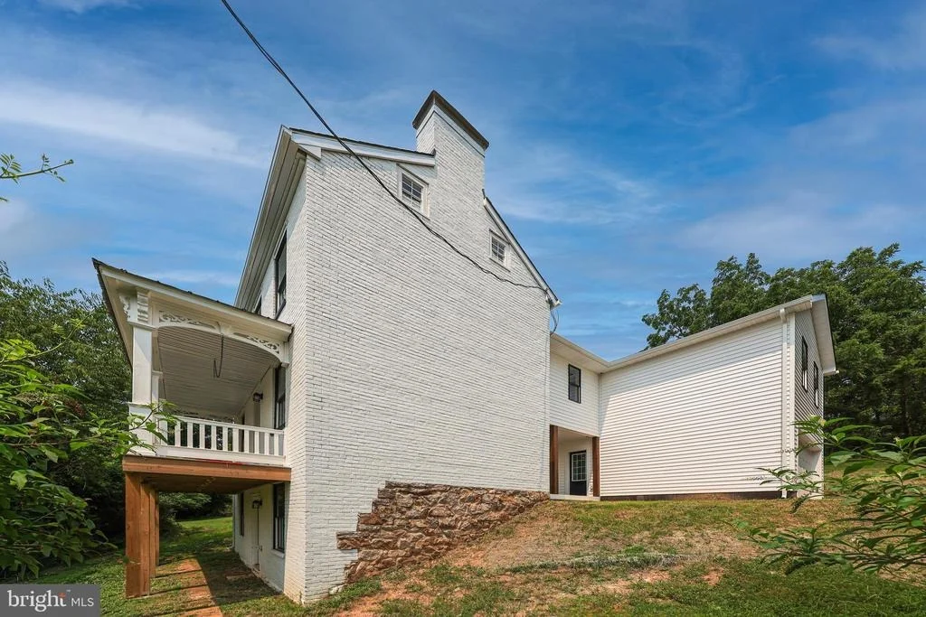 Photo of 11523 HANDBOARD ROAD