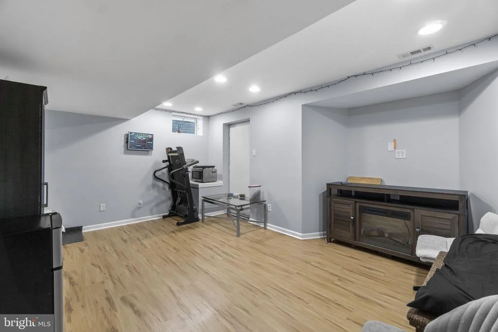 Photo of 4210 MEAD DRIVE