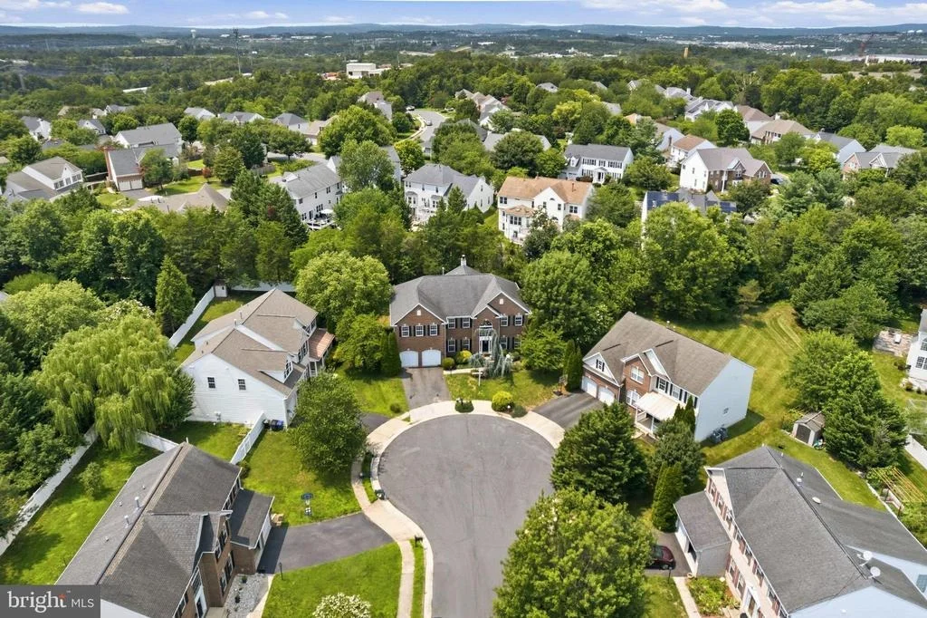 Photo of 43276 JOHN DANFORTH COURT