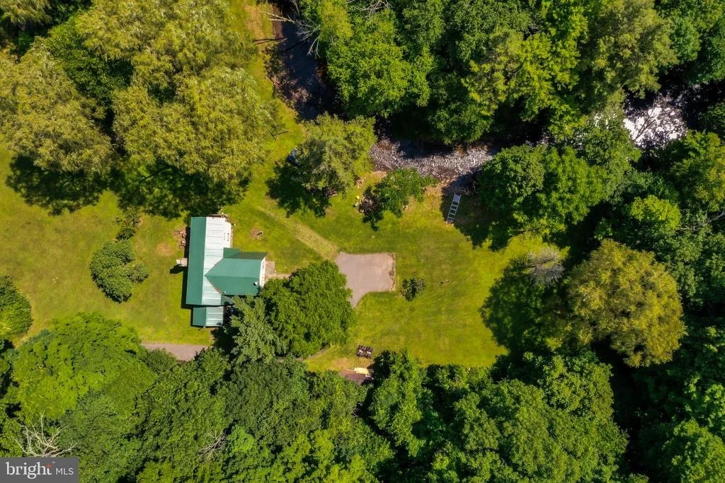 Photo of 4838 BEAR CREEK ROAD