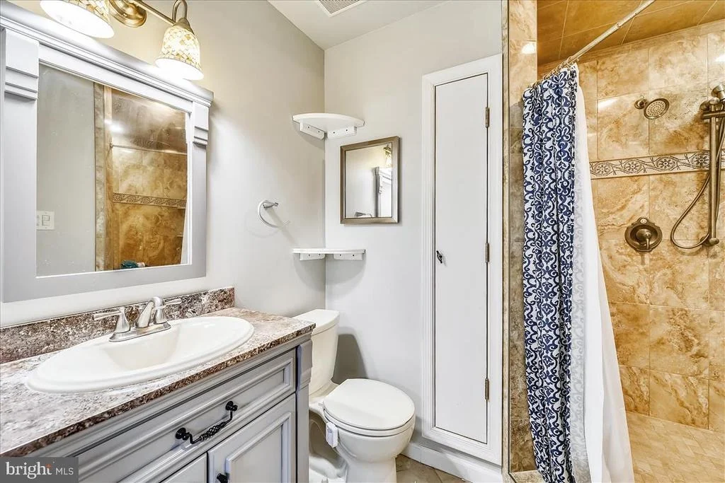 Photo of 9808 GREENVIEW LANE