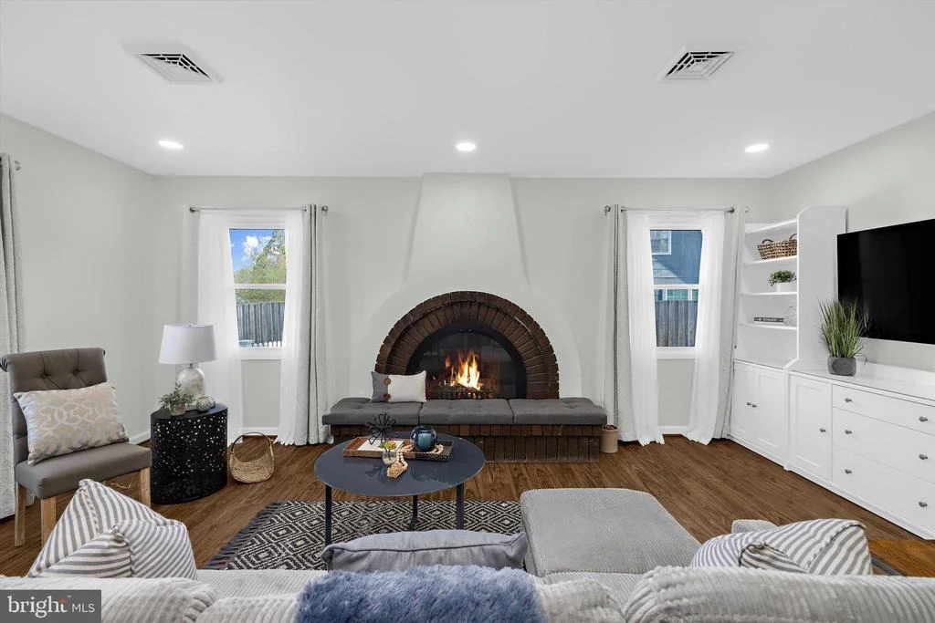 Photo of 3512 MABANK LANE