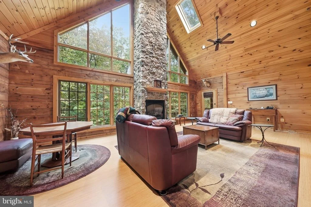 Photo of 14520 RIDENOUR ROAD