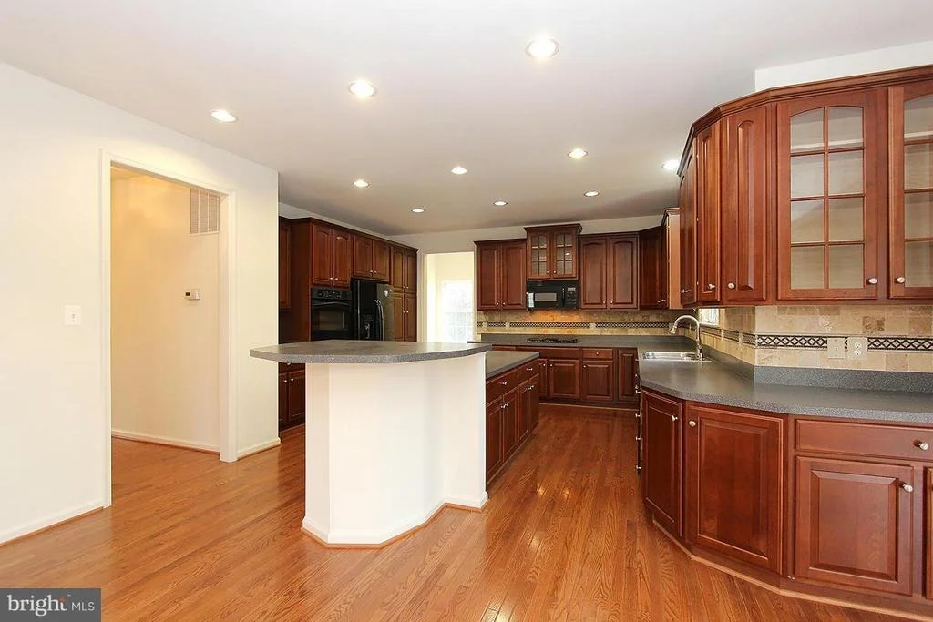 Photo of 11205 SUFFOLK DRIVE