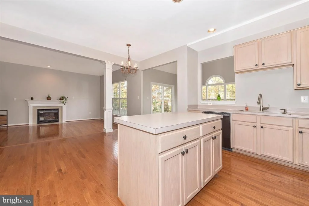 Photo of 606 BUSHYTAIL DRIVE