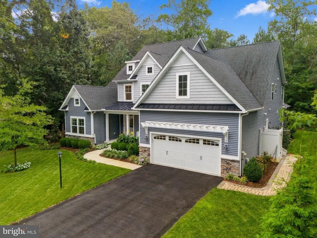 Photo of 16 BAY REACH