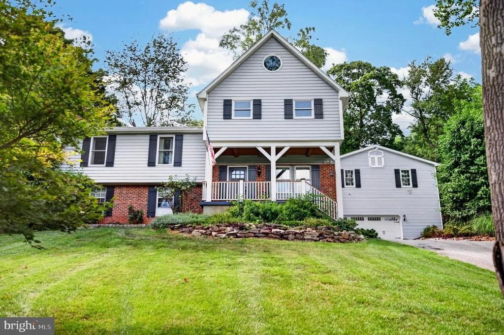 Photo of 100 HILLSIDE ROAD