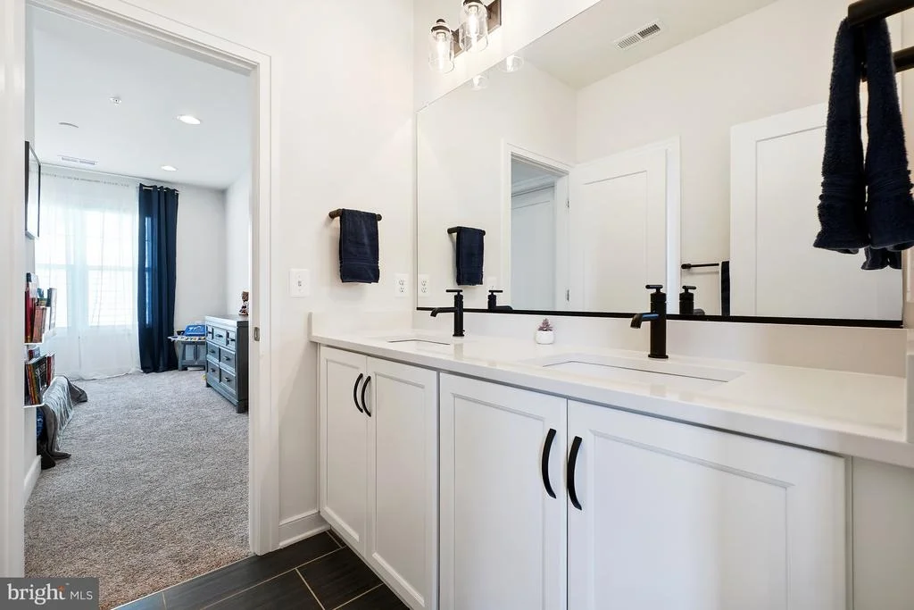 Photo of 11063 EMERALD CROWN DRIVE