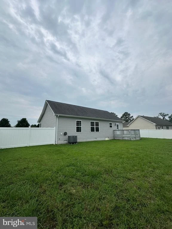 Photo of 403 CREEKSIDE TRAIL