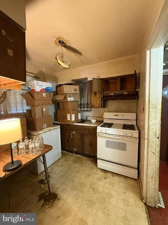 Photo of 40 58TH STREET SE