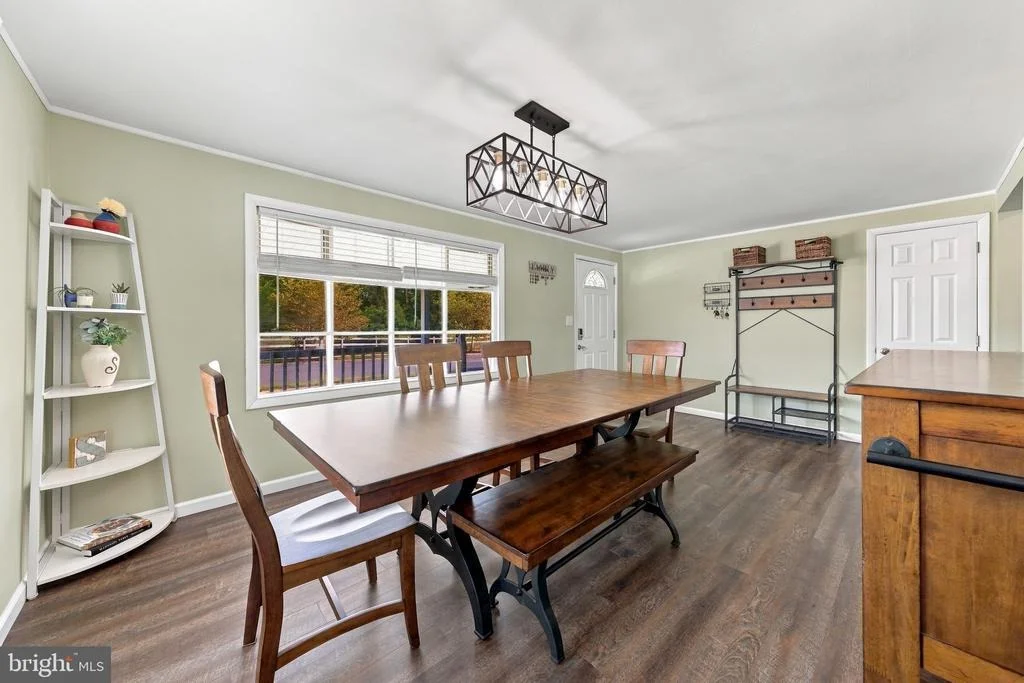 Photo of 989 BOUNDARY ROAD