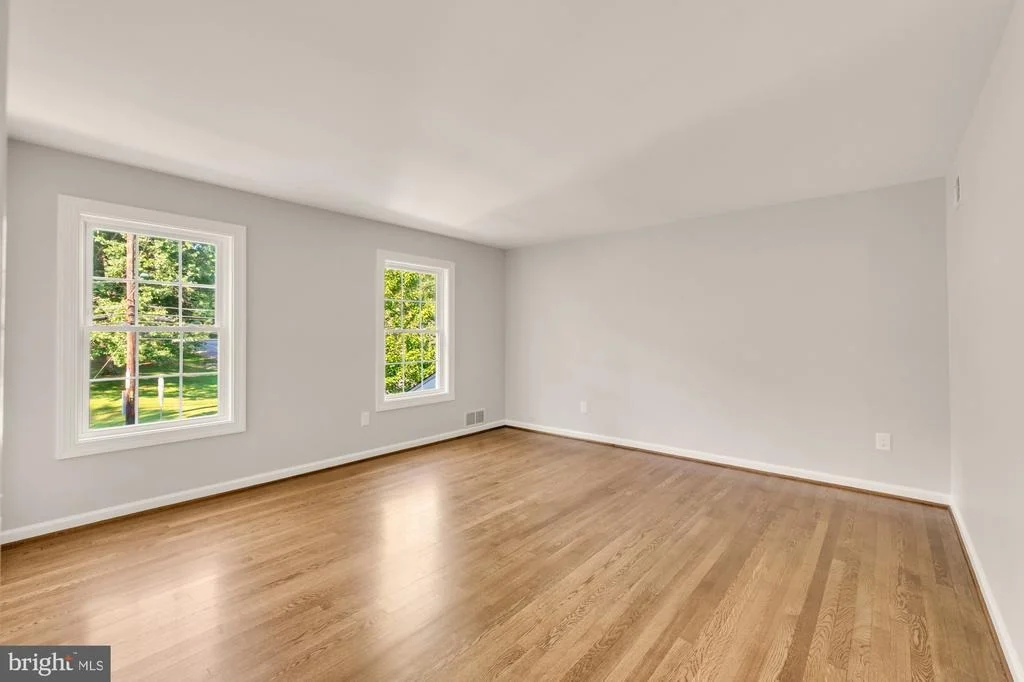Photo of 8705 BELLS MILL ROAD