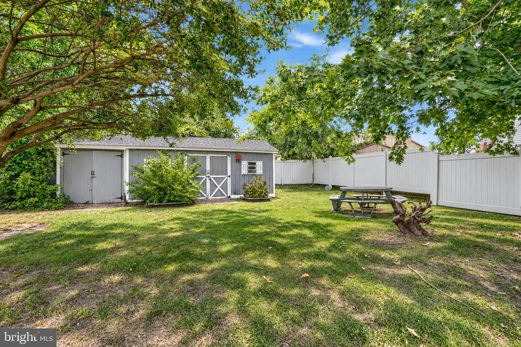 Photo of 7420 CHESAPEAKE ROAD