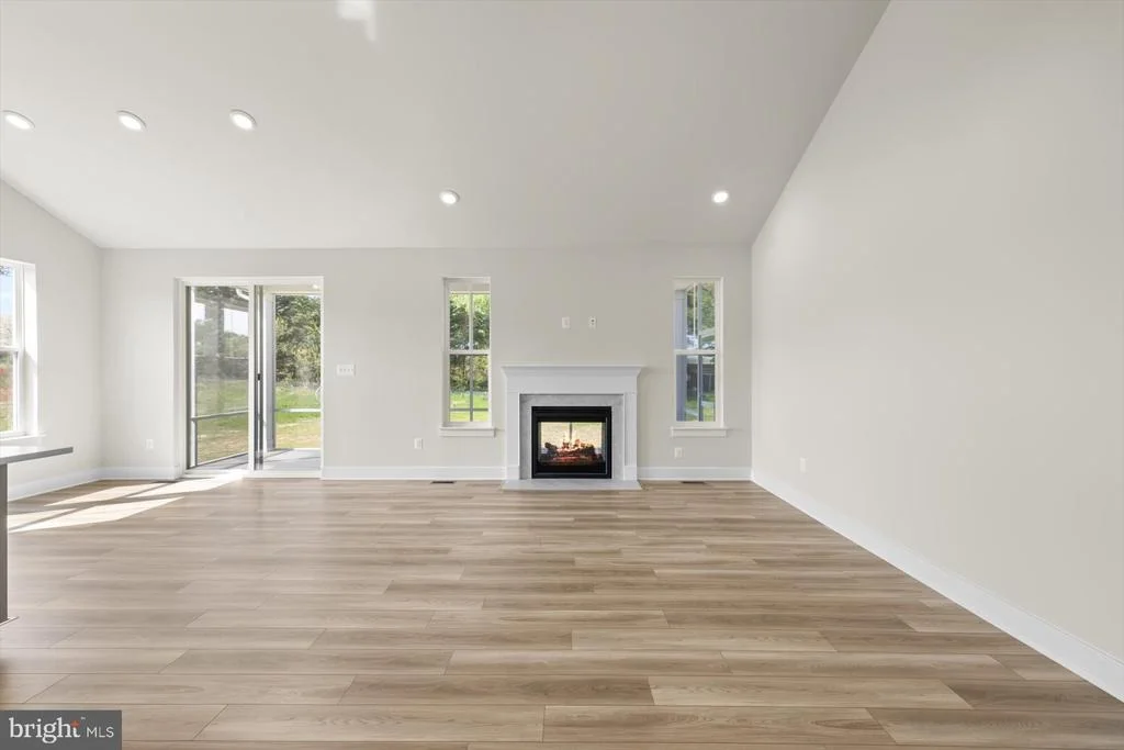 Photo of 9191 PEACH TREE DRIVE