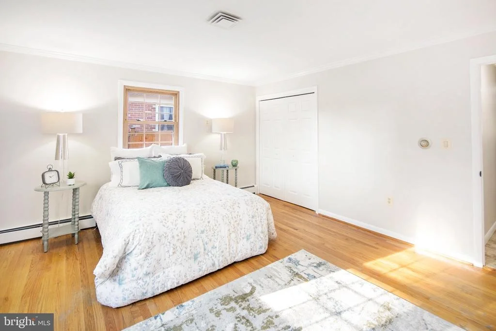 Photo of 5 PETERS LANE