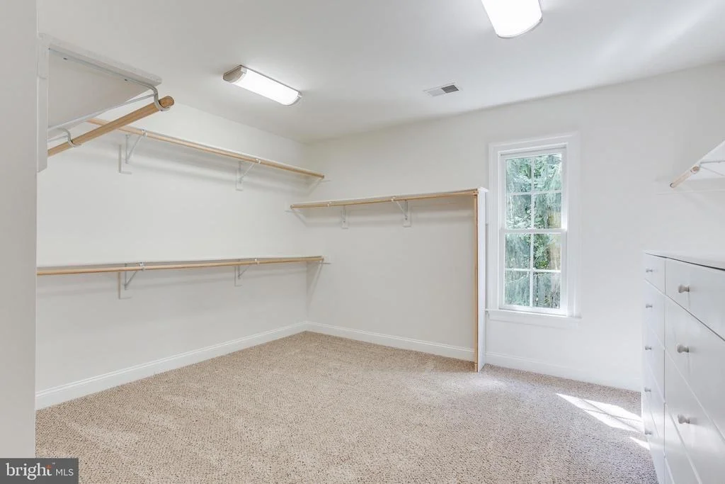 Photo of 1823 KIRBY ROAD