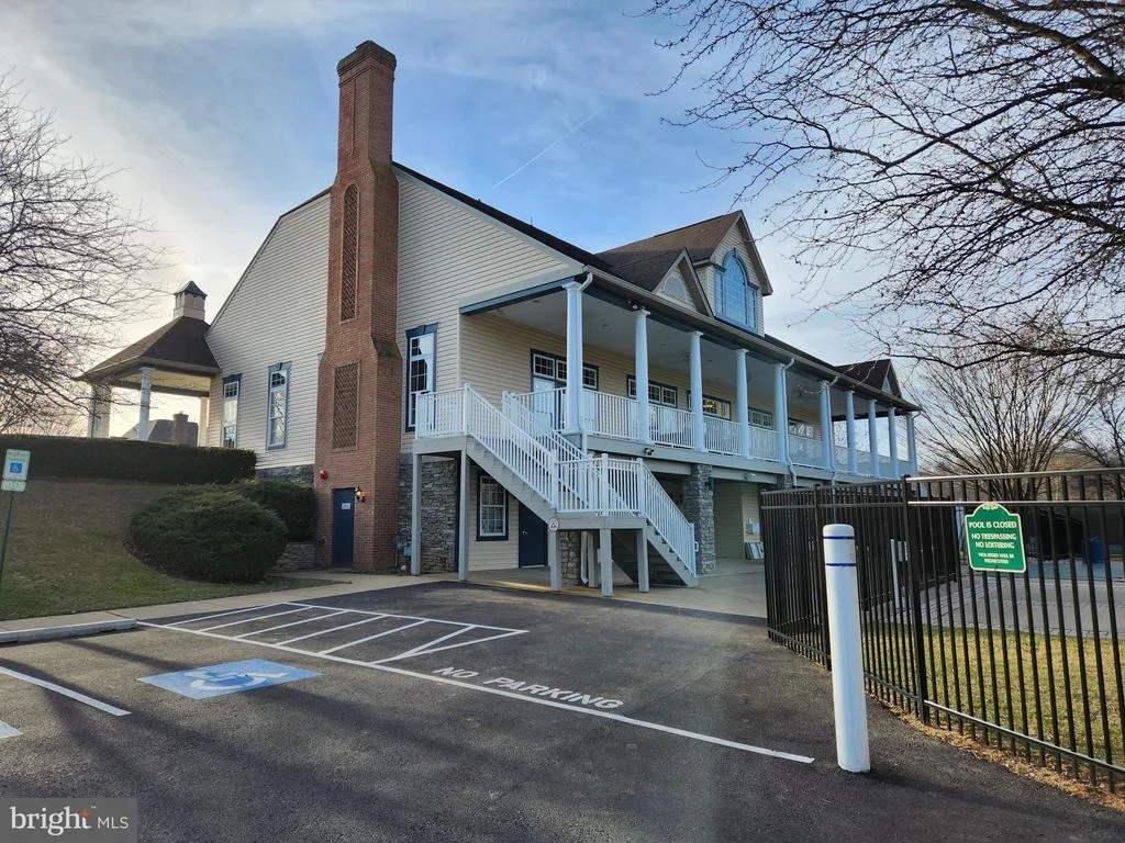 Photo of Unit 407 at 2250 BEAR DEN ROAD