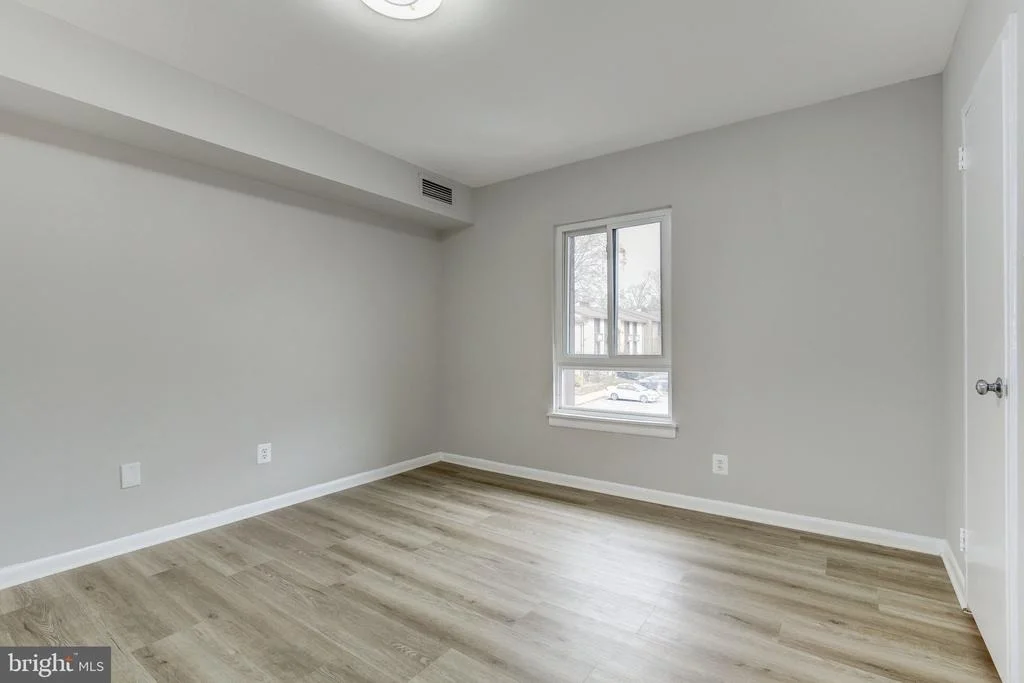 Photo of Unit 9821C at 11658 STONEVIEW SQUARE