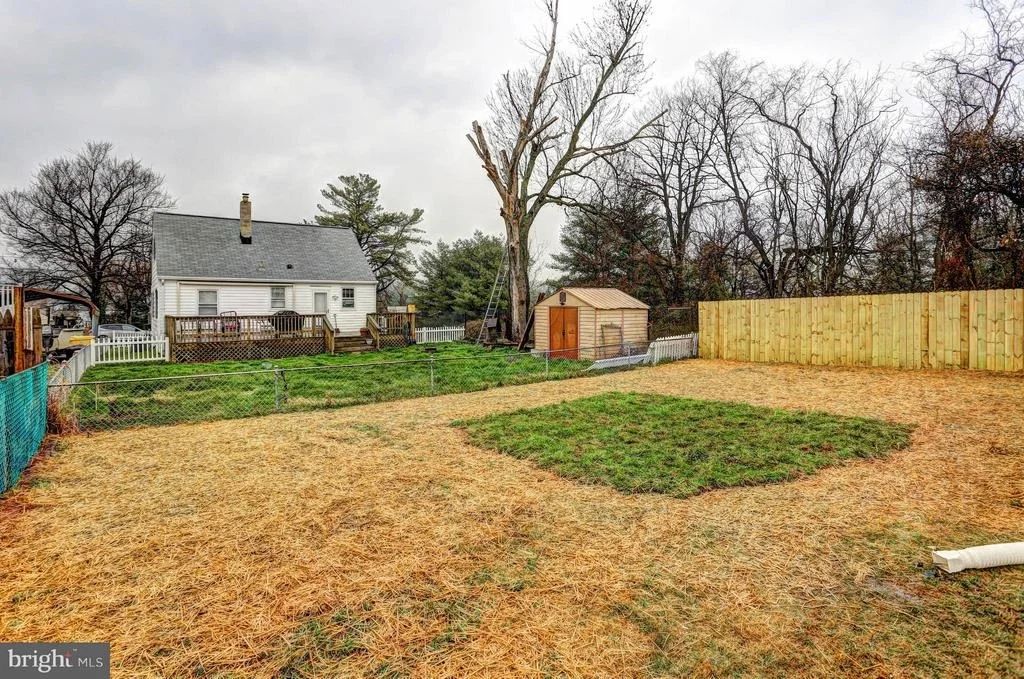 Photo of 516 HOLY CROSS ROAD