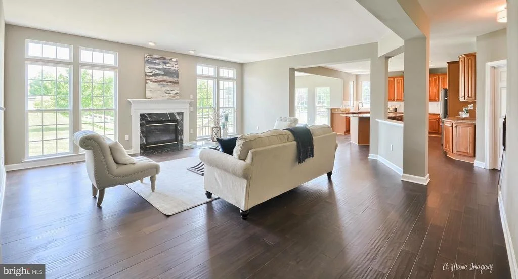 Photo of 402 GLENBROOK DRIVE