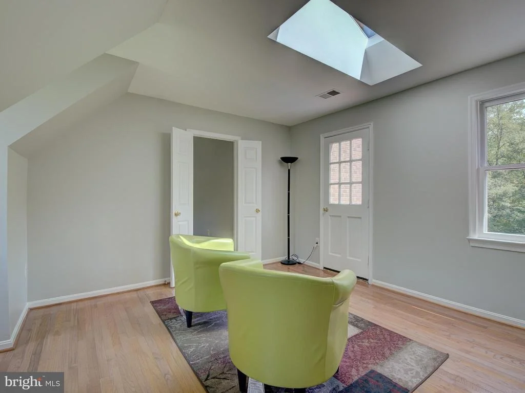 Photo of 11769 HOLLYVIEW DRIVE