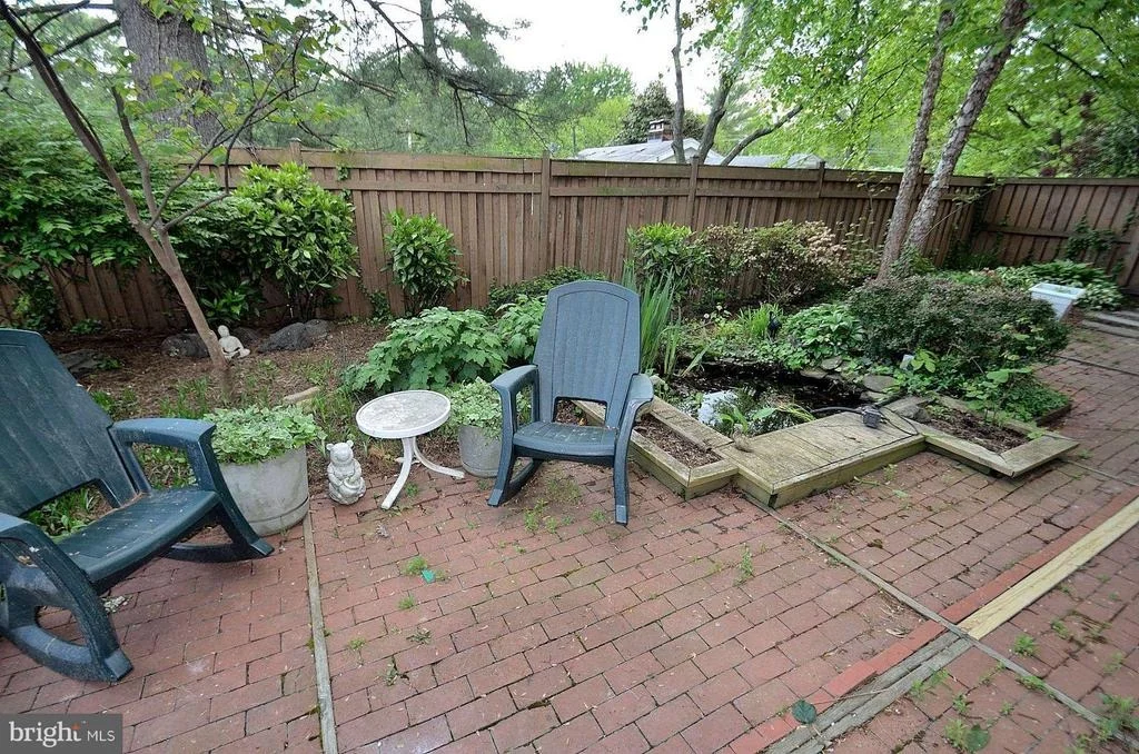 Photo of 1827 PANARAMA COURT