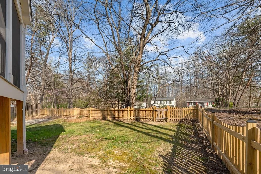 Photo of 8463 YELLOW LEAF COURT