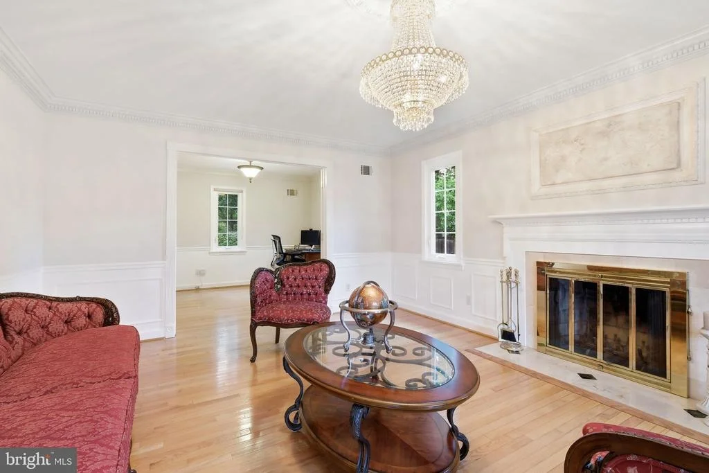 Photo of 3800 QUEEN MARY DRIVE