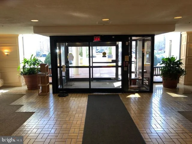 Photo of Unit 3516 at 15115 INTERLACHEN DRIVE