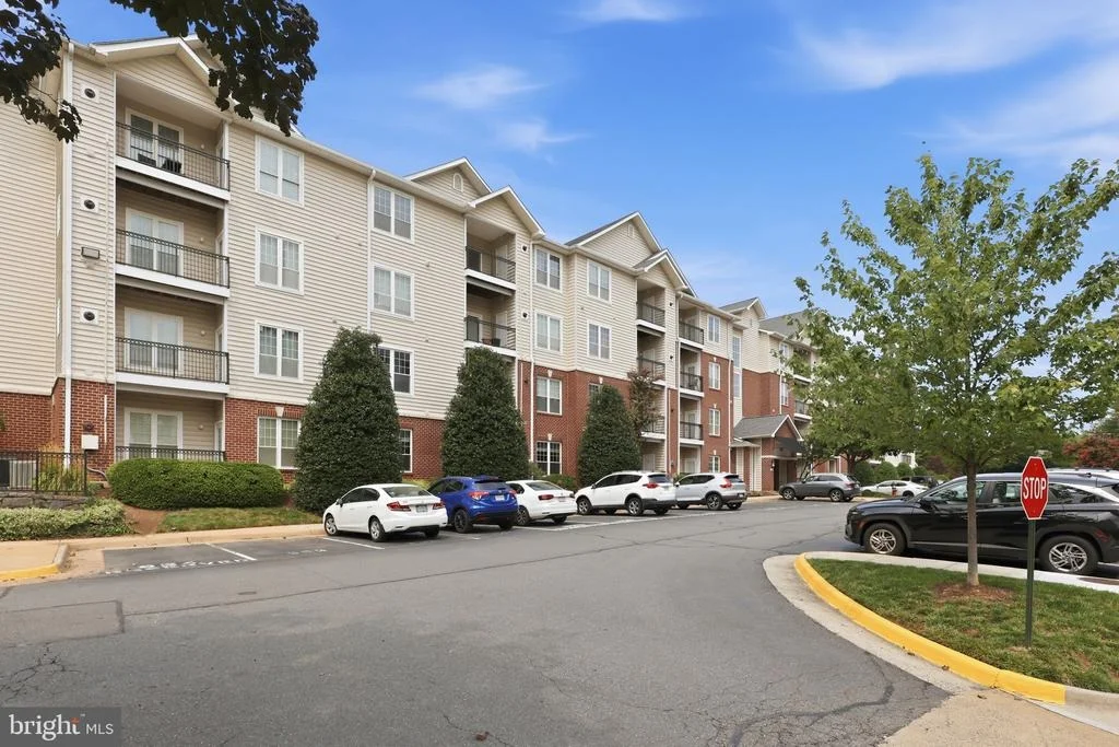 Photo of Unit 7408 at 1570 SPRING GATE DRIVE