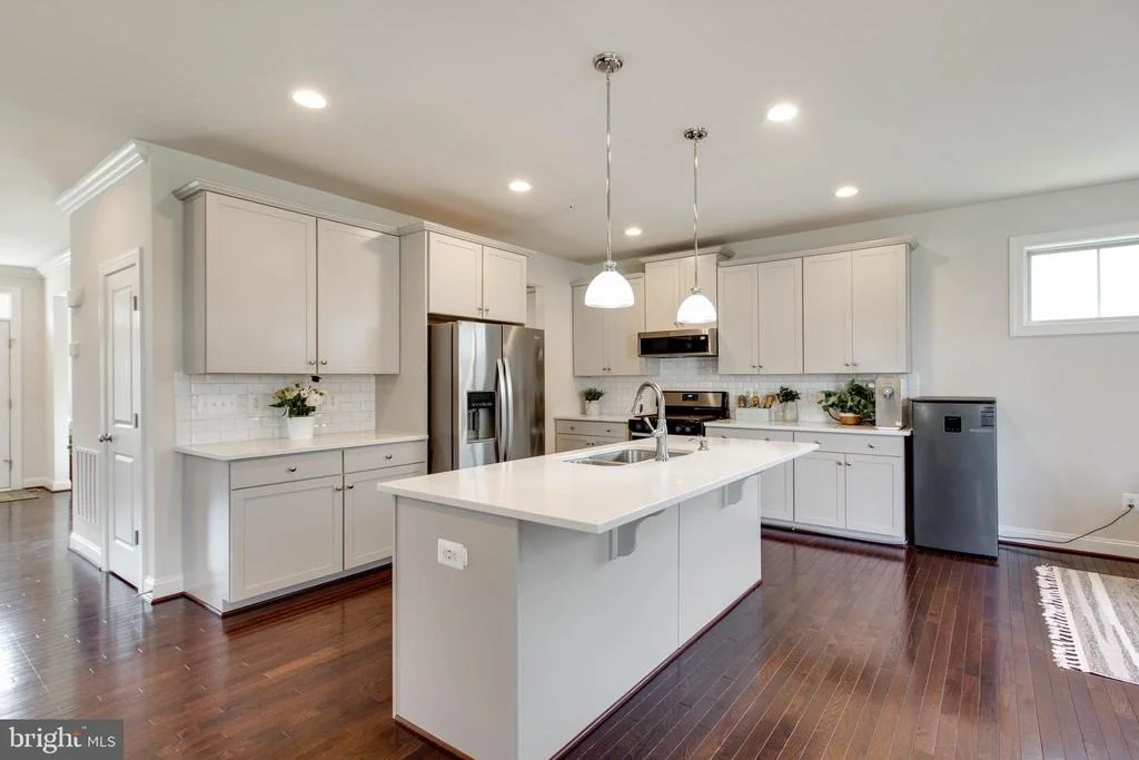 Photo of 4396 SHAMROCK DRIVE