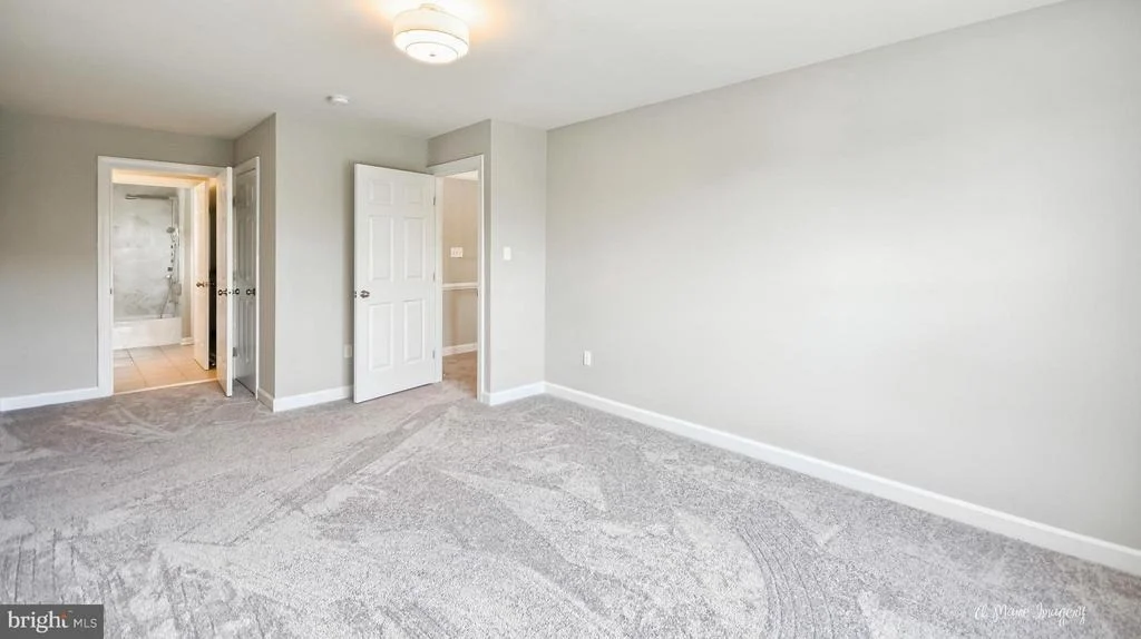 Photo of 402 GLENBROOK DRIVE