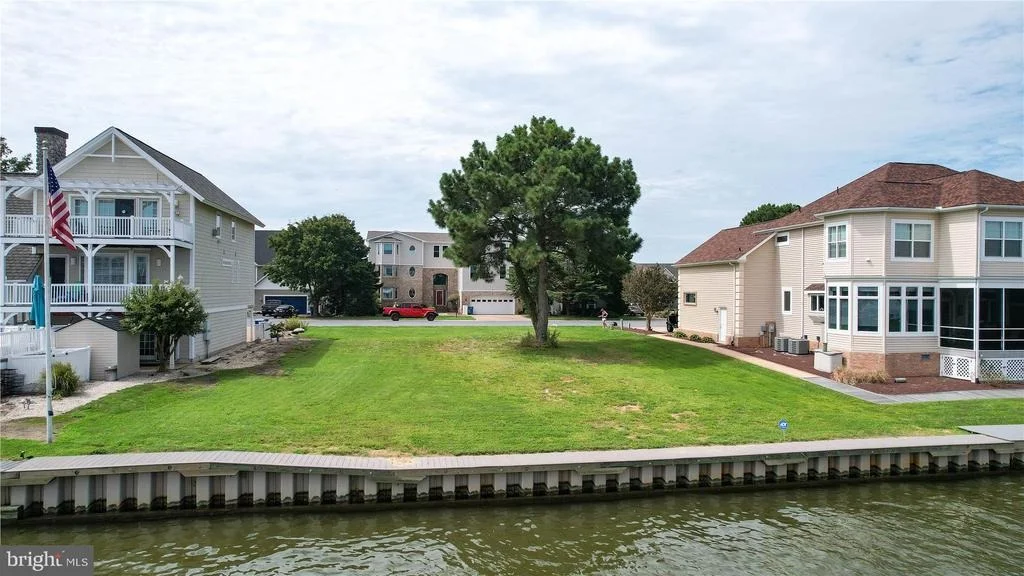Photo of 27 LESLIE MEWS