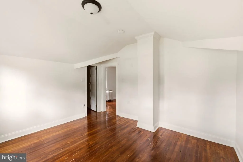 Photo of 620 ERIAL ROAD