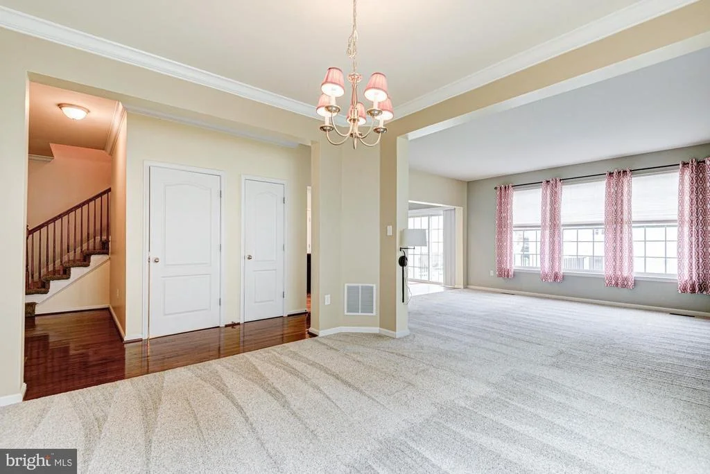 Photo of 318 NORTHHAMPTON WAY