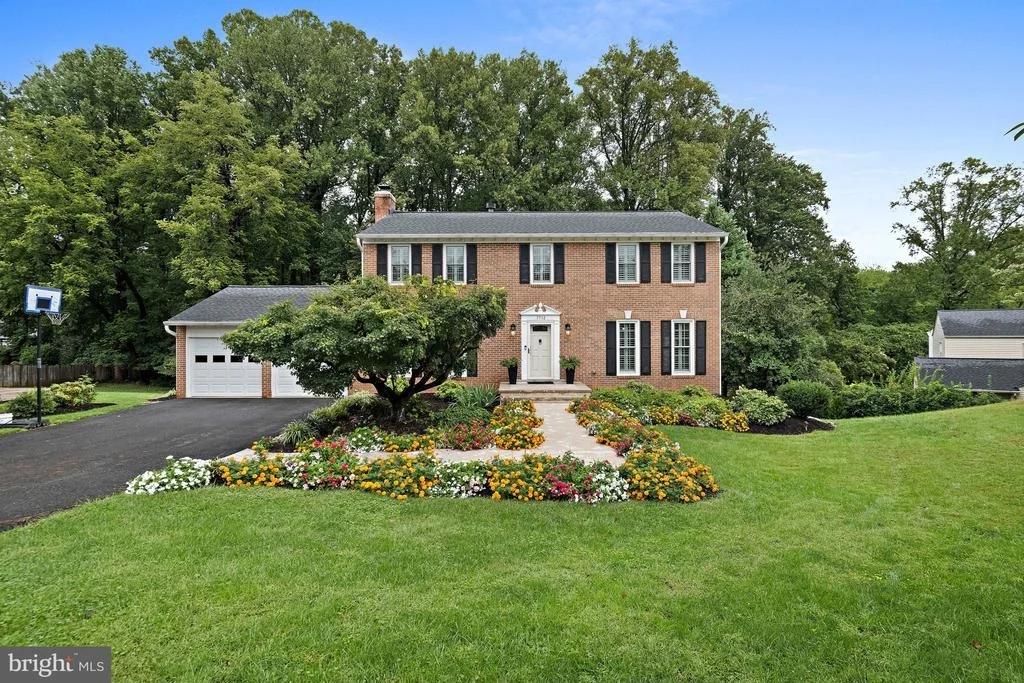 Photo of 7712 LEAR ROAD